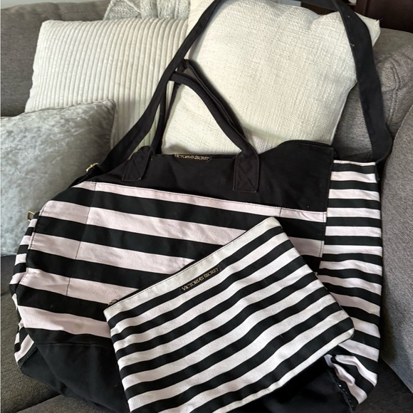 Victoria’s Secret large tote - Picture 1 of 1